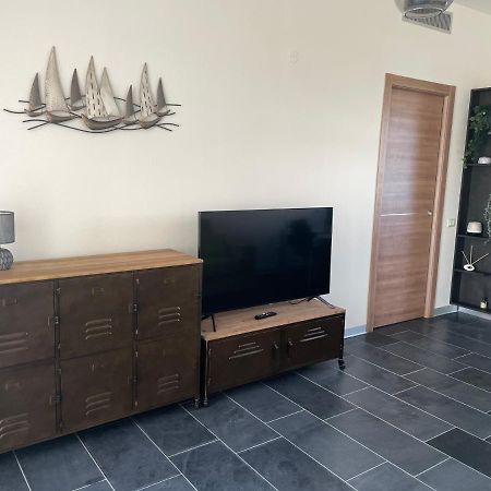 Apartmán A Casa Di Tato Calambrone Exteriér fotografie